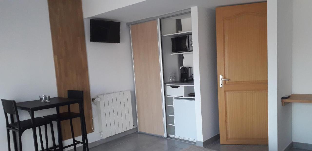 Studio Independant Avec Parking Ferme Et Securise Ledenon Экстерьер фото